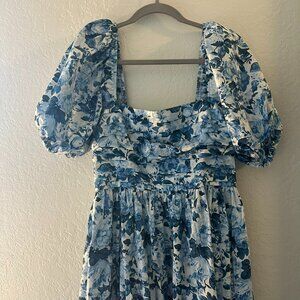 A&F Emerson Poplin Puff Sleeve Midi Dress in Blue Floral - Petite M